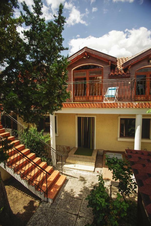 Guest House Yoanna Балчик Екстер'єр фото